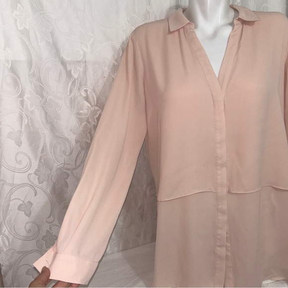 Melanie Lyne Light Peach Tiered Flowy Tunic Button Down Blouse - Picture 6 of 10